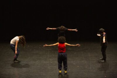 analisis profundo de festivales destacados de teatro fisico