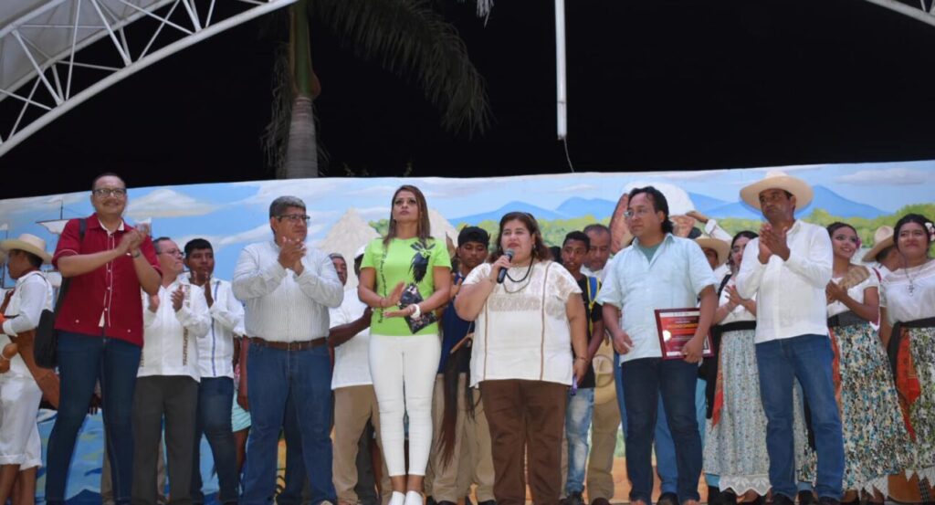 celebracion de la herencia cultural en festivales de teatro