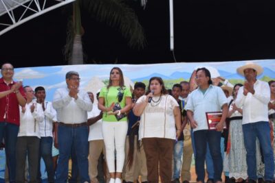celebracion de la herencia cultural en festivales de teatro