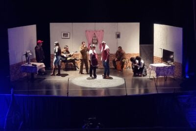 colaboracion en teatro dinamicas entre actores y dramaturgos
