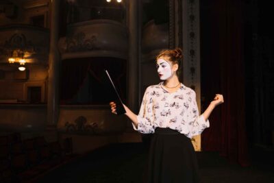 como el teatro ayuda en el desarrollo personal