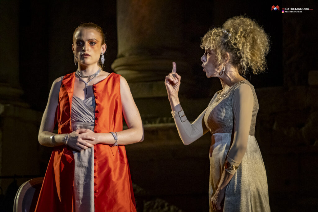 Cómo ha evolucionado la escenografía en el teatro 9 como ha evolucionado la escenografia en el teatro