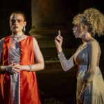como ha evolucionado la escenografia en el teatro
