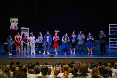 como se abordaban las relaciones familiares en el teatro