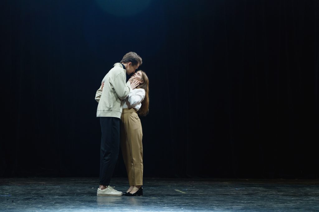 como se clasifica el teatro en funcion de su estilo