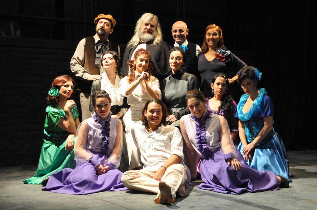 Cómo se construían las imágenes en la literatura teatral 6 como se construian las imagenes en la literatura teatral
