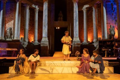 como se festejaba el arte teatral en la antigua grecia