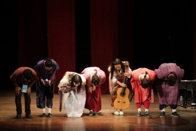 como se presenta el teatro en un festival cultural