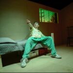 como se presenta la marginalidad en el teatro moderno