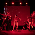 como se representan las migraciones en el teatro