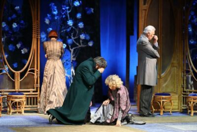 como se utiliza el simbolismo en el teatro moderno