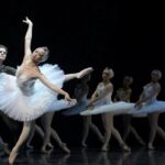 comparaciones entre teatro romantico y teatro clasico