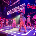 descubre que es un cabaret teatral y su fascinante historia