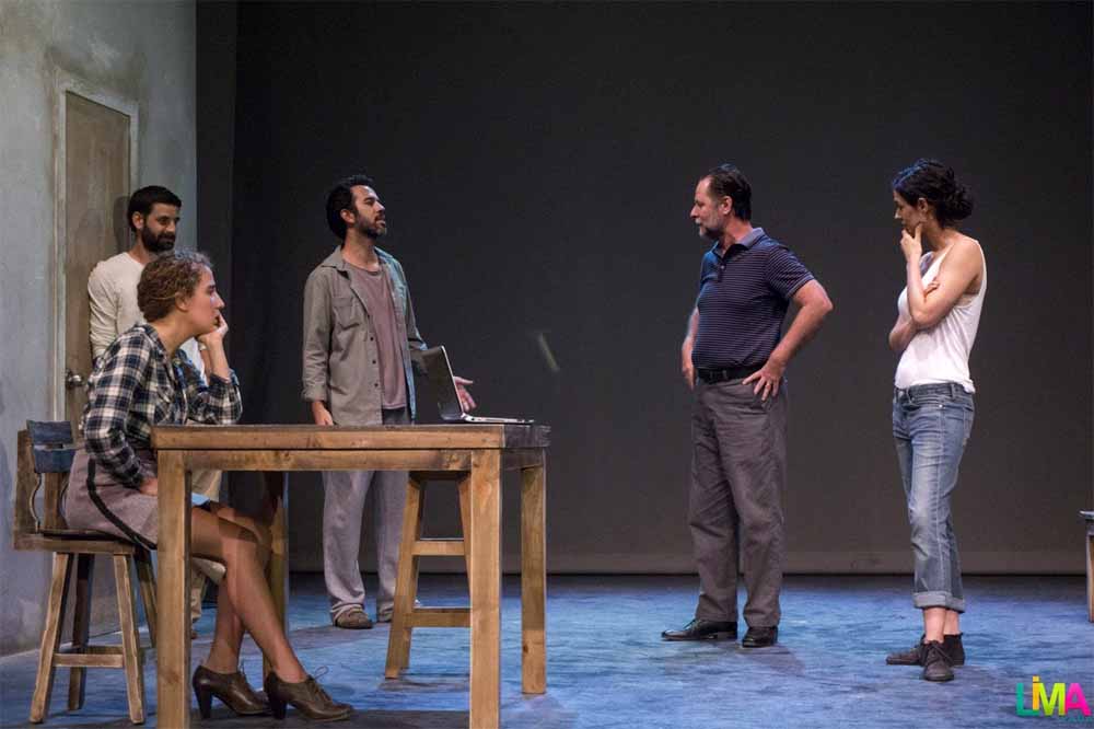 dialogo en la dramaturgia impacto en la narrativa y su papel