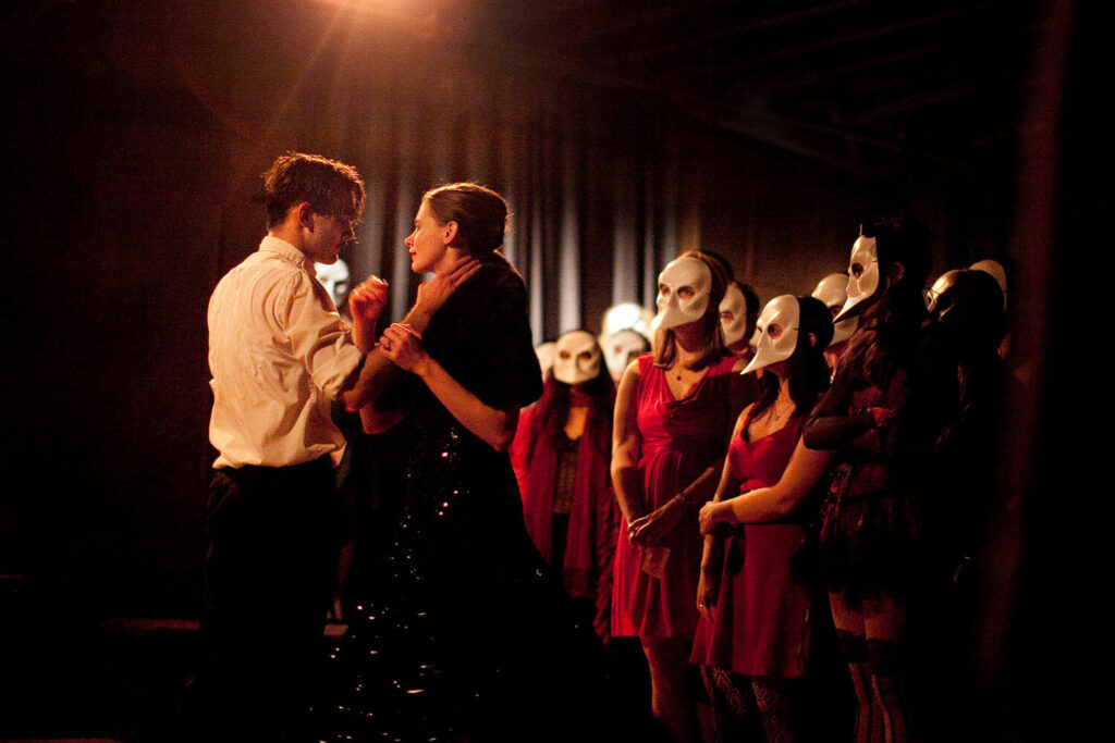 Diferencias entre improvisación y teatro fantasma en el arte escénico 5 diferencias entre improvisacion y teatro fantasma en el arte escenico
