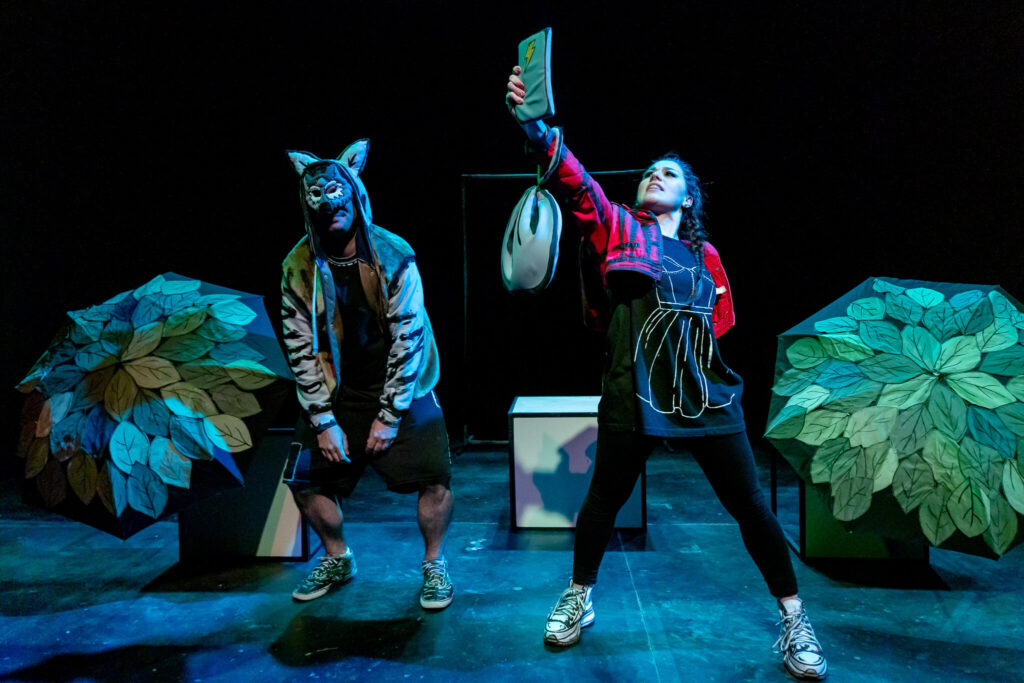 diferencias entre teatro moralizado y teatro contemporaneo