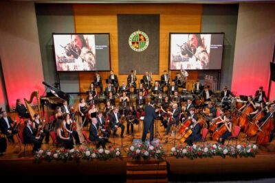 documentacion de innovaciones escenicas en el teatro medieval
