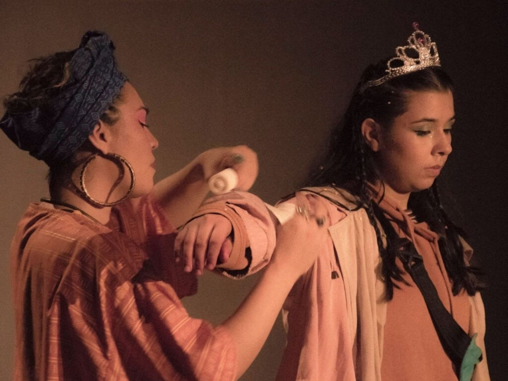 el impacto duradero de chejov en la dramaturgia moderna