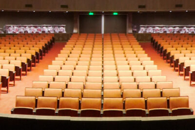 el papel del teatro de la ciudad en la cultura local