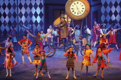 el teatro de figuras y su impacto en la cultura teatral