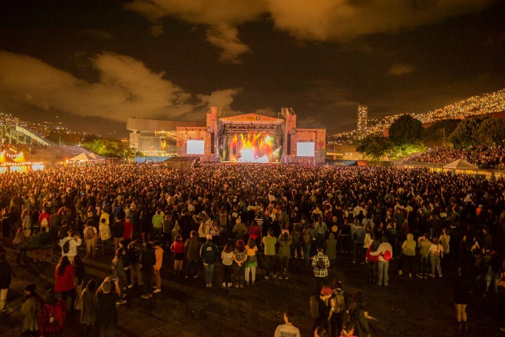 festivales de teatro significado y aporte cultural en la sociedad
