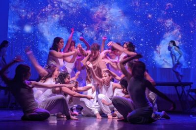 fundamentos del teatro de la comedia historias y personajes