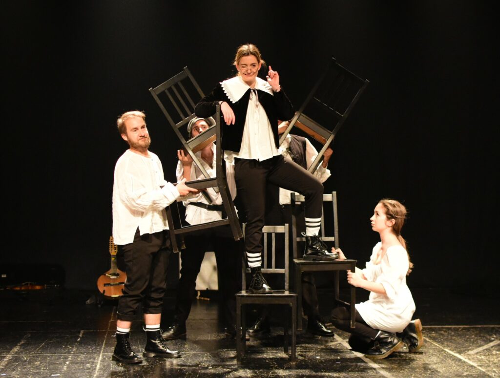 Identidad en la dramaturgia: un análisis y reflexiones 7 identidad en la dramaturgia un analisis y reflexiones