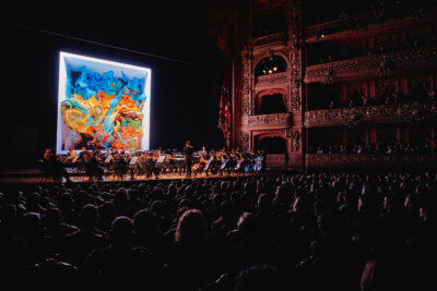 impacto de la era digital en festivales de teatro modernos
