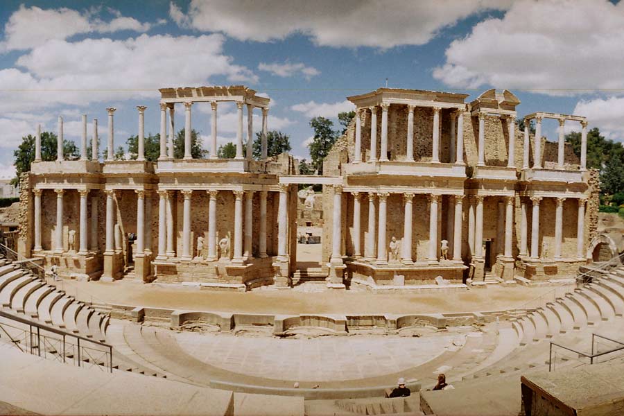 importancia del trasfondo historico en el teatro romantico