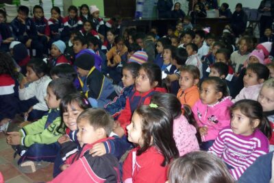 involucramiento comunitario en el desarrollo de festivales de teatro
