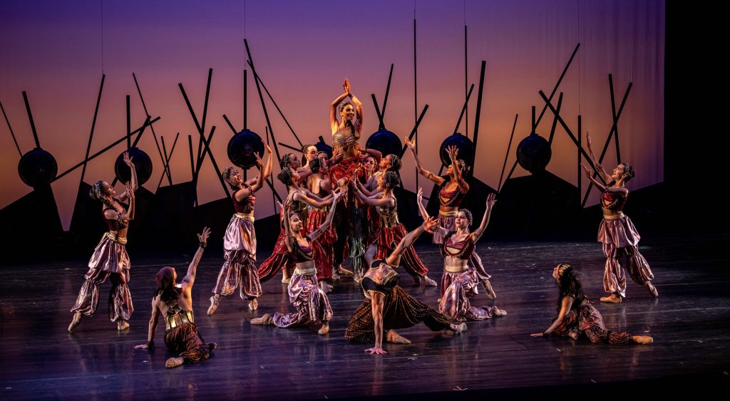 la danza en la dramaturgia historia y significados clave