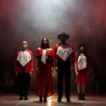 la relacion entre el teatro y la identidad nacional