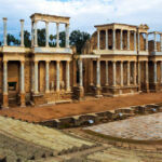 que impacto tuvo el teatro romano en el teatro moderno