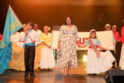 que papel tiene el teatro en el dialogo intercultural