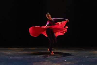 que relacion tenia el teatro medieval con la danza