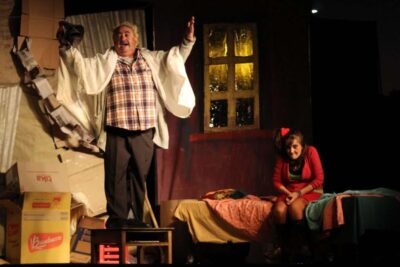 que rol tenian las costumbres en la vida teatral
