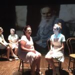 relacion del teatro contemporaneo con otras disciplinas artisticas