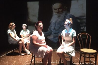 relacion del teatro contemporaneo con otras disciplinas artisticas