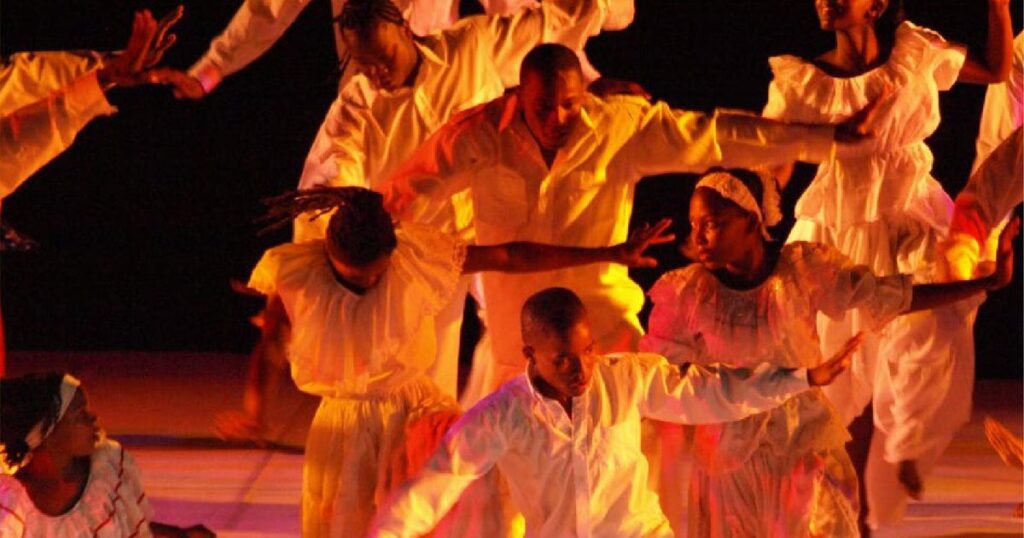 Relación entre ilustración y danza en el teatro contemporáneo 6 relacion entre ilustracion y danza en el teatro contemporaneo