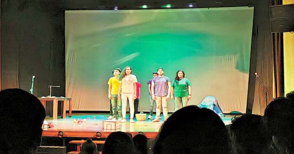 teatro punk impacto cultural y su influencia en la dramaturgia